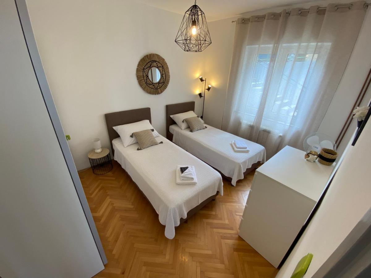 Apartman Betty Szybenik Zewnętrze zdjęcie